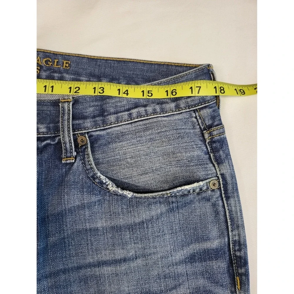 American Eagle Original Straight Jeans Mens 33x30 Medium Wash Blue Denim